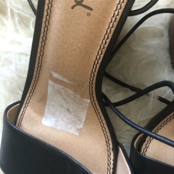 NWOB splendid Kenya ankle wrap sandals - Picture 4 of 8